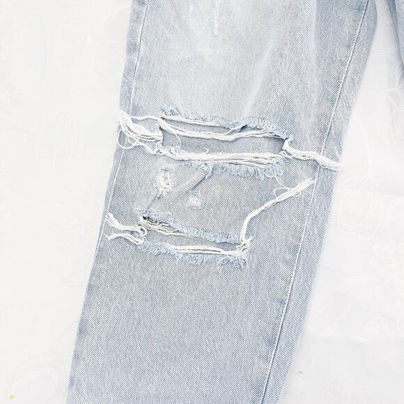 Zara Light Wash Denim Jeans Mom Fit Ripped Knees SZ06 - Picture 7 of 10